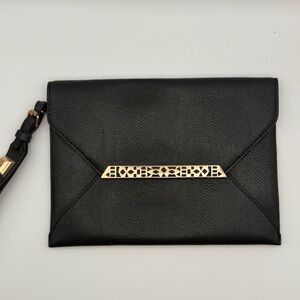 Stella & Dot Slim Black Wristlet Envelope Clutch with Gold Hardware